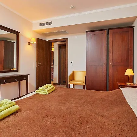 Freedom Beach With Pool, Gym And Free Transfer * Слънчев бряг